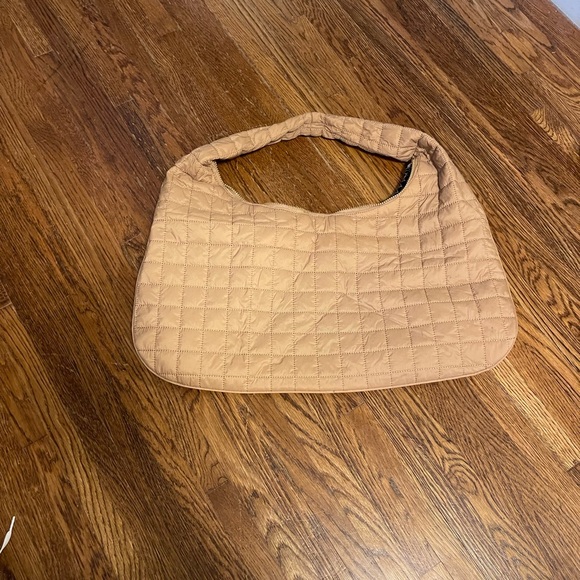 Anthropologie slouchy quilted puffer tote - Picture 4 of 6